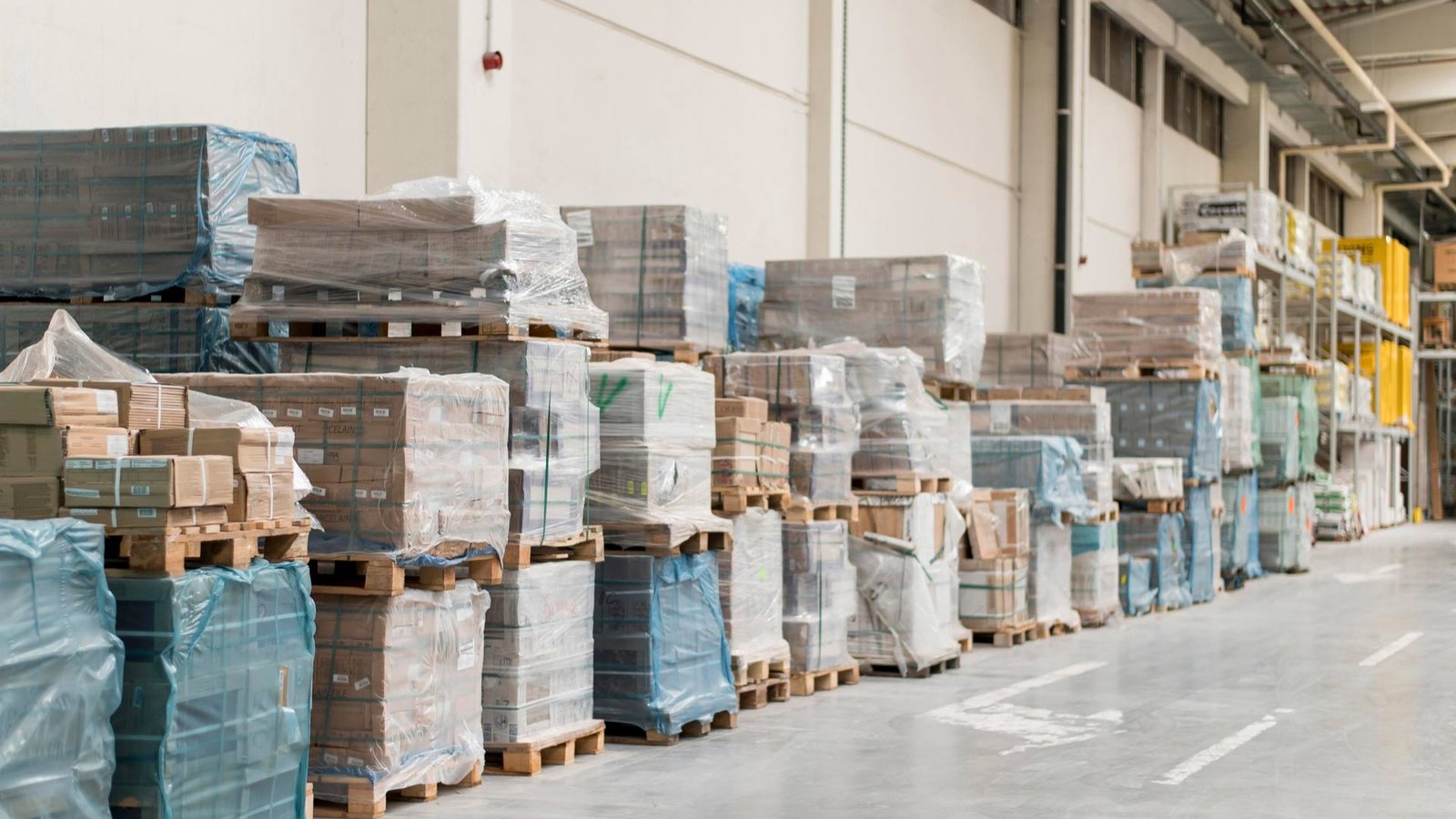 GIGABYTE Unveils X870E AERO X3D WOOD at CES 2026