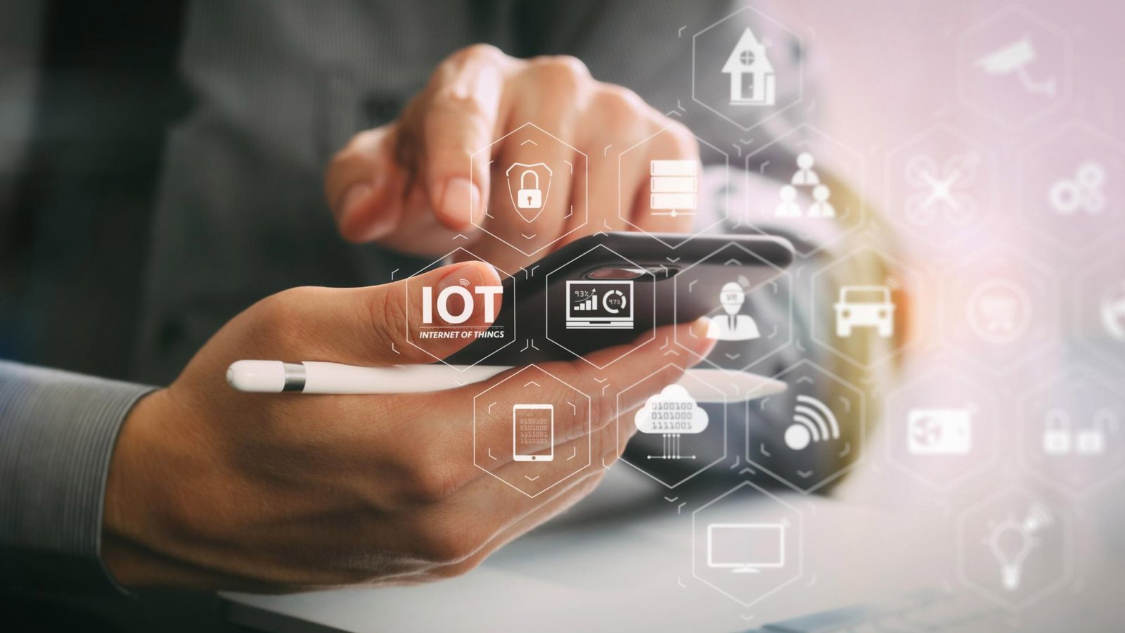 Hitachi Launches Expanded HMAX Solutions to Drive Global Innovation