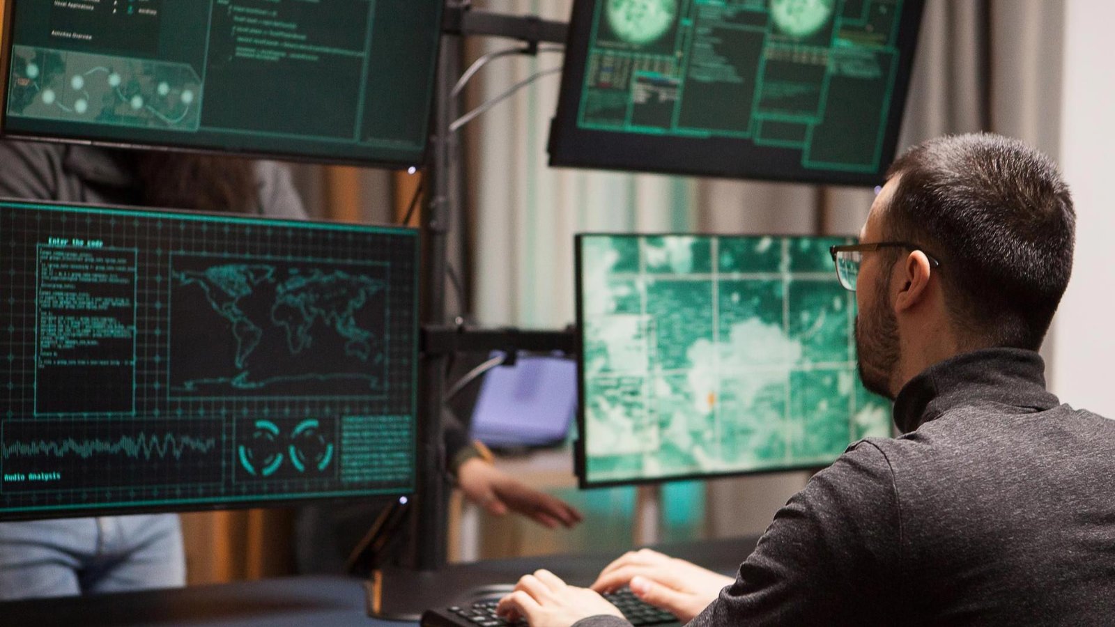 Rhombus Expands AI Capabilities with Rhombus Insights Launch