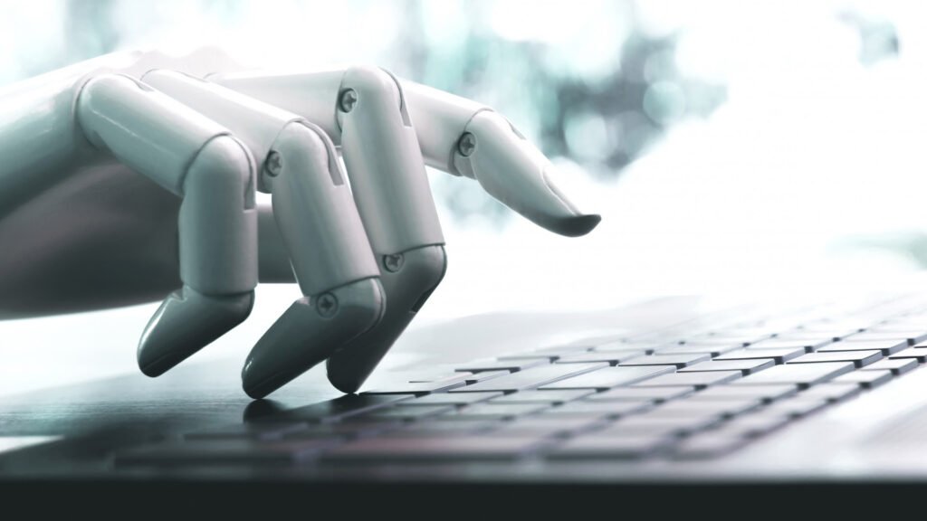 SuperX Unveils New Multi-Model Server for AI Productivity